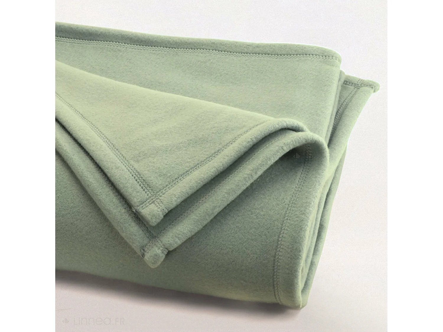 Couverture polaire 240x260 cm Isba Amande 100% Polyester 320 g/m2 traité non-feu