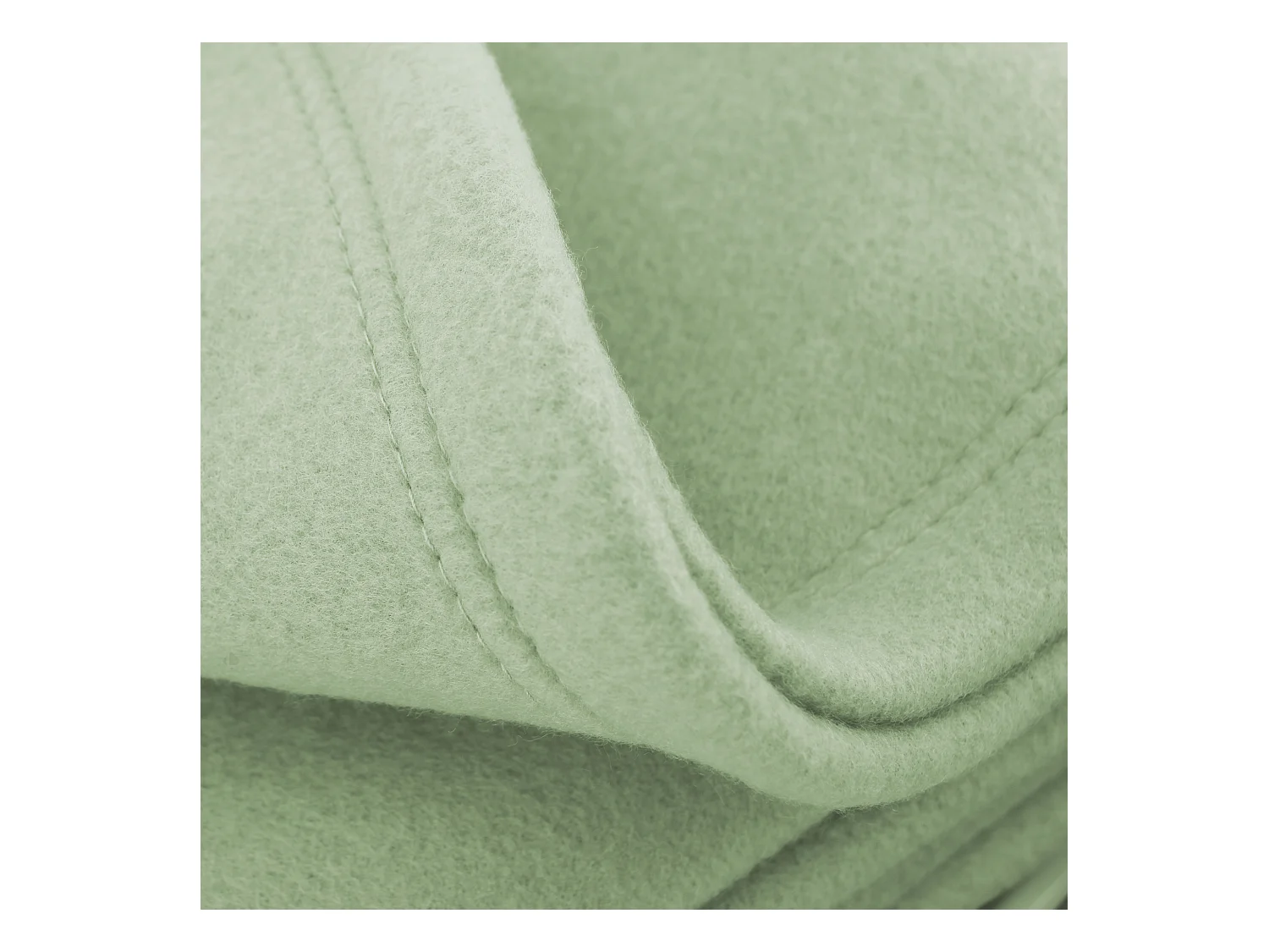 Couverture polaire 220x240 cm Isba Amande 100% Polyester 320 g/m2 traité non-feu