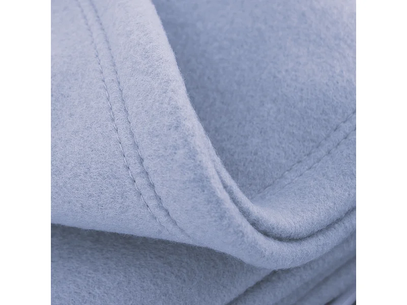 Couverture polaire 240x260 cm Isba Myosotis 100% Polyester 320 g/m2 traité non-feu