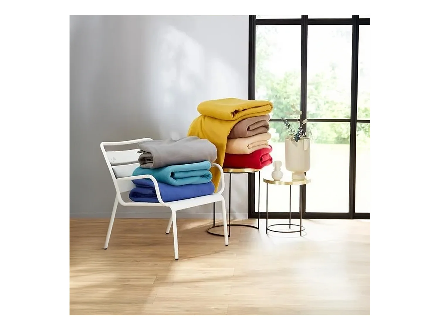 Couverture polaire 240x260 cm Isba Myosotis 100% Polyester 320 g/m2 traité non-feu