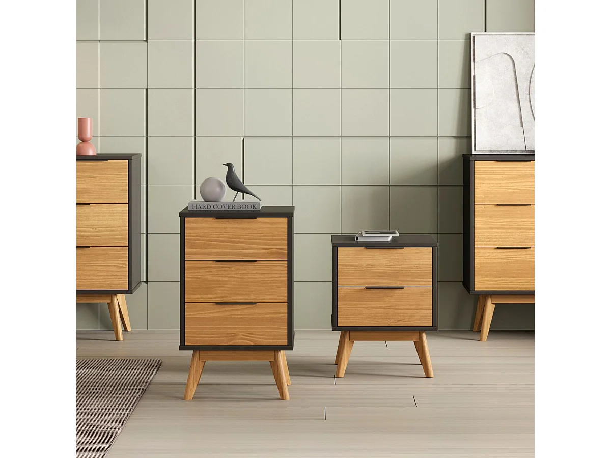 Chevet 3 tiroirs en pin massif ciré et teinté noir - VIKOV