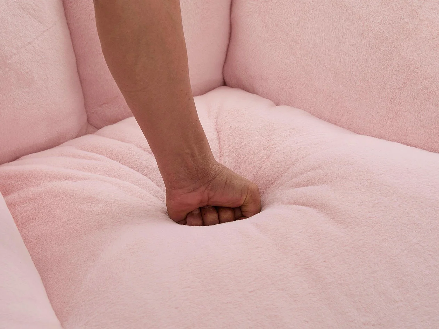 Fauteuil Poire en Velours - Dossier en Pétales - Confort Mémoire Douillet - Dimensions Généreuses (100x90cm) - Rose - Pour Salon ou Chambre