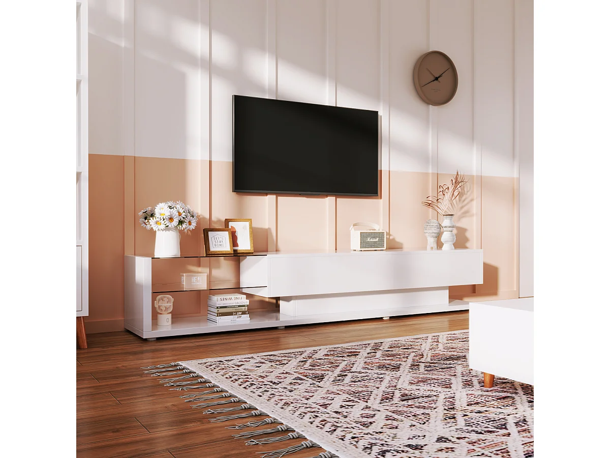 Mobili TV, pannelli bassi, divisori in vetro bianco lucido, illuminazione LED variabile. Design rustico e moderno.