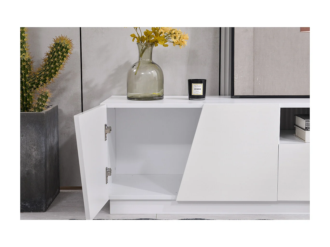 Meuble TV moderne 170 cm. Style patchwork diagonal.