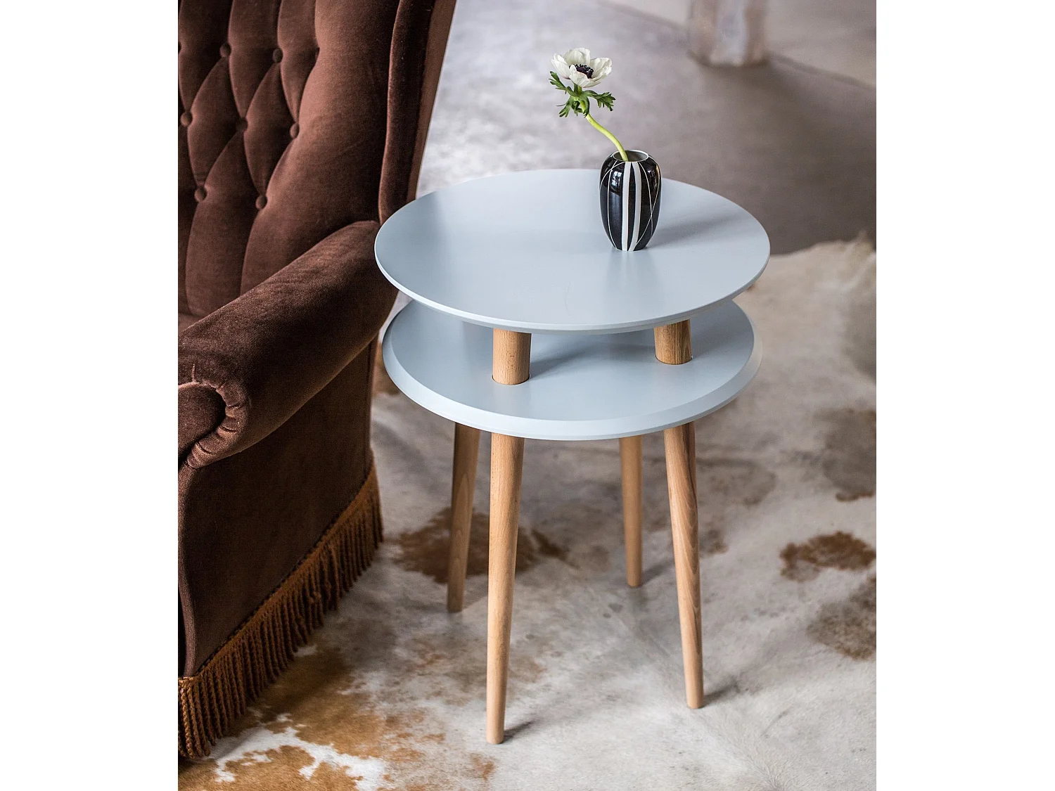 Zweistöckiger Beistelltisch Durchmesser 45 cm x Höhe 61 cm  Ufo Weiß