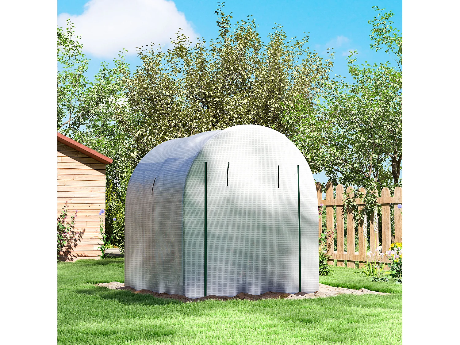 Serra a tunnel per orto con copertura bianca in PE e acciaio