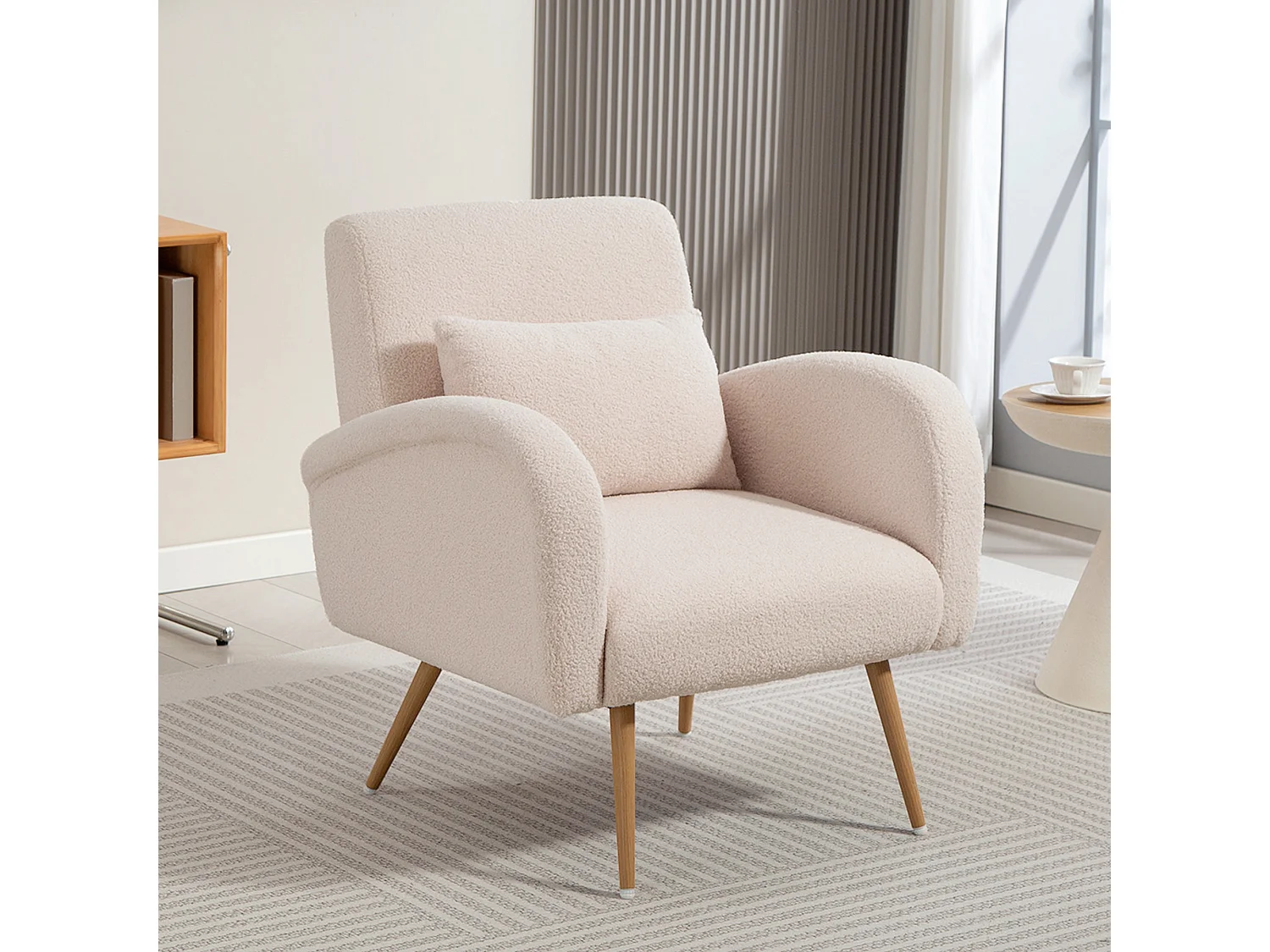 Poltrona per salotto con cuscino lombare in tessuto teddy beige