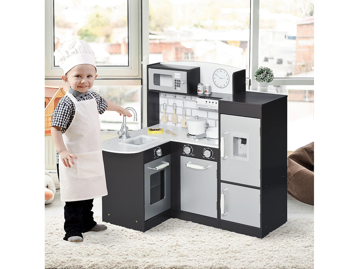 Cucina giocattolo in legno con microonde lavandino frigorifero