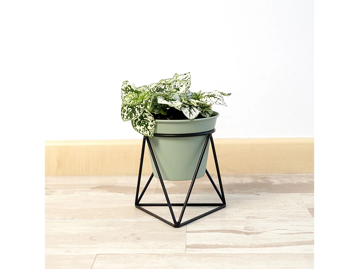 Macetero MOA Vinthera con base triangular verde claro 15x14,5x12,5 cm