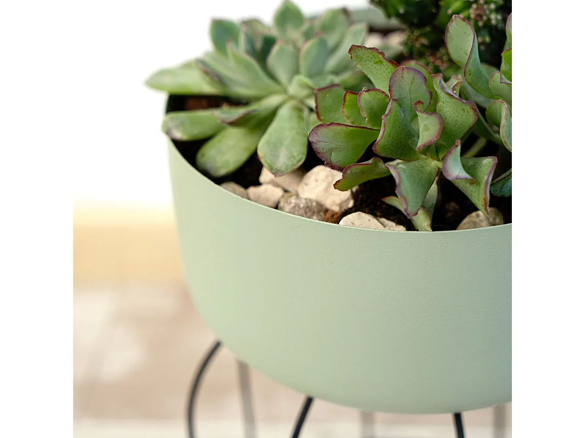 Macetero MOA Vinthera base alta acero verde claro Ø20x30 cm