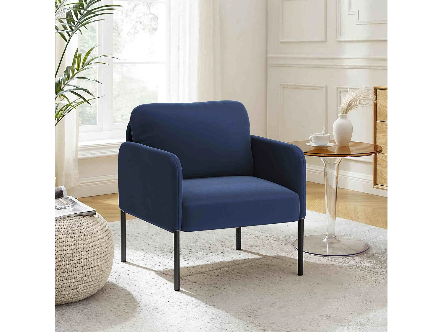 Fauteuil de salon haut dossier rembourré en velours bleu, pieds en métal, coussin extra large