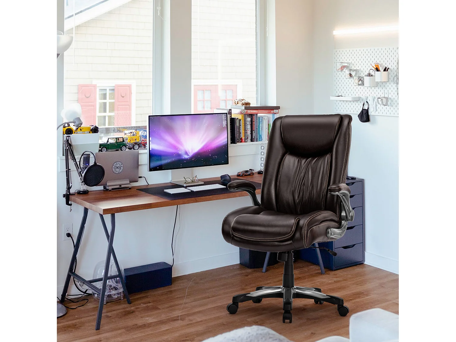 Heavy-Duty Ergonomic Office Chair, Maximum Load Capacity 181 kg - Brown