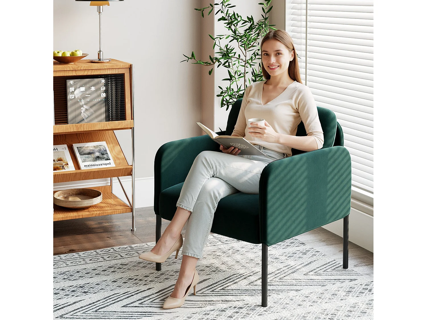 Un fauteuil au confort naturel, pensé pour le quotidien - Fauteuil avec dossier enveloppant et pieds en métal fin,Vert