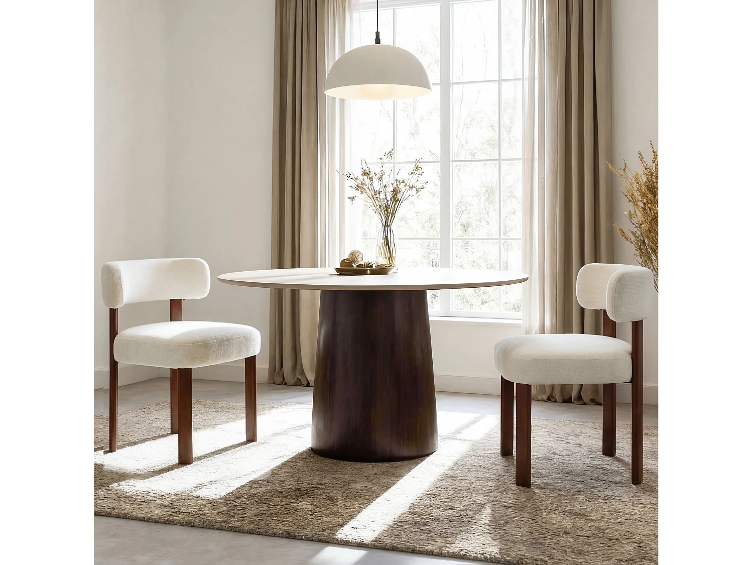 Lot de 2 chaises de salle à manger en bois massif beige SMARTUE, tissu bouclé, dossier incurvé