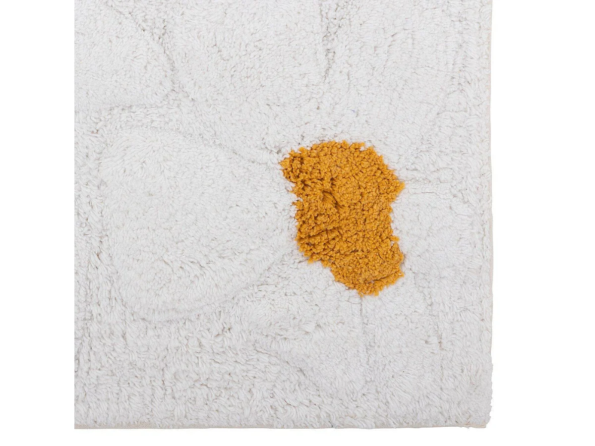 Bestickter Teppich mit Gänseblümchen