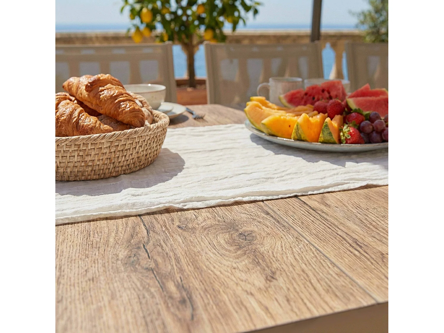 Table de jardin L201 cm aluminium et céramique 8 personnes crème - Tivoli