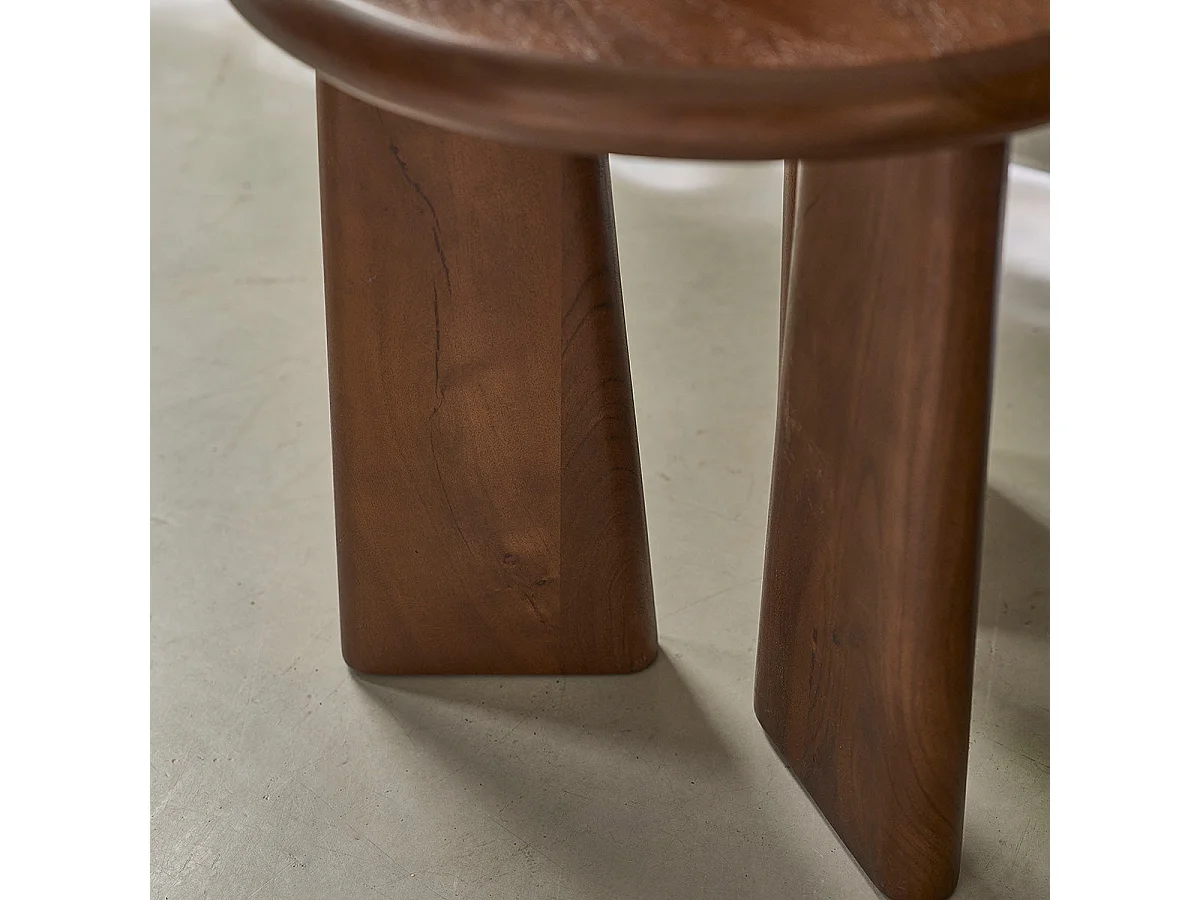 Tavolino d'appoggio rotondo in legno di acacia