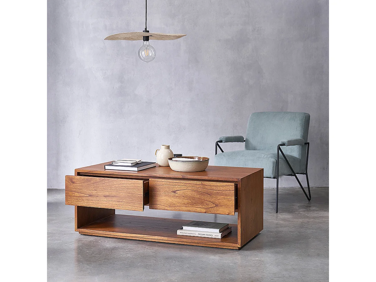 Tavolino in legno massello di mindi con finitura in noce