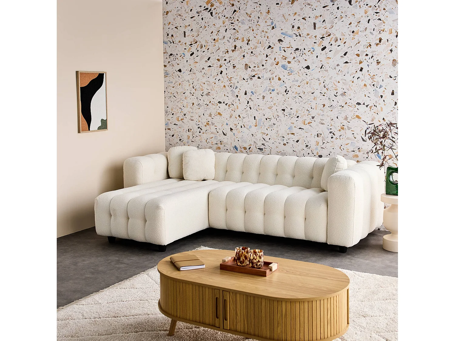 Canapé d'angle réversible 3-4 places bouclette texturée. crème. capitonné structure bois d'eucalyptus et contreplaqué