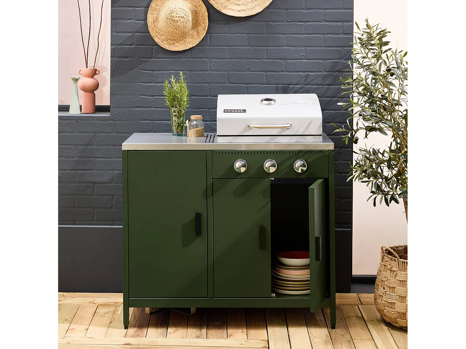 Barbecue gaz 3 brûleurs. vert. 3 portes et 2 espaces de rangement