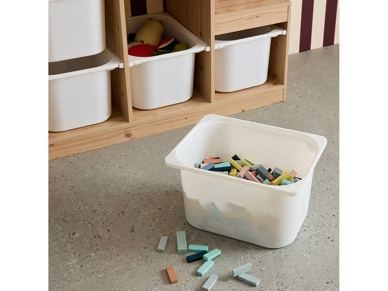 Meuble de rangement enfant escalier 6 bacs de rangement décor bois naturel - Sora