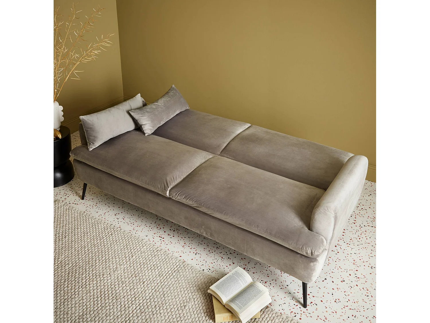 Canapé convertible. John. 2-3 places pieds métal et velours gris clair L 210 x P111 x H48cm