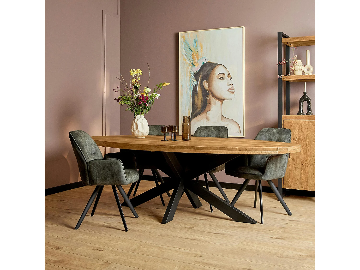 Table à manger ovale en bois clair 180 cm RIVANO