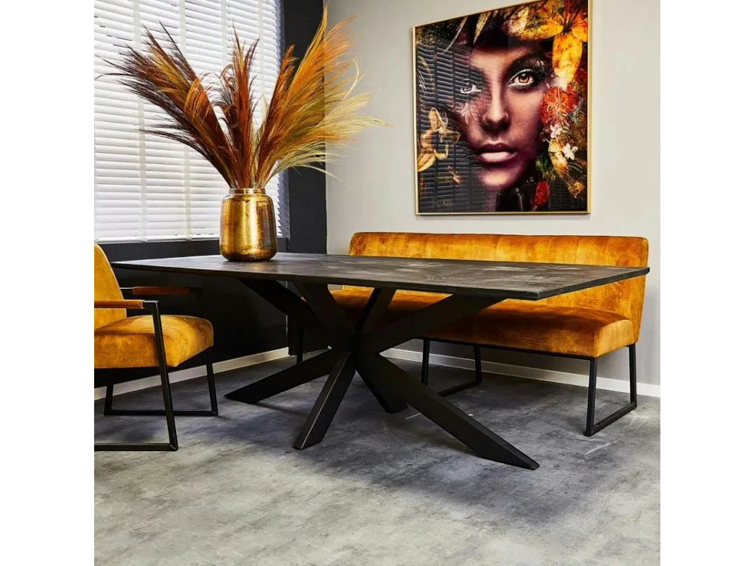 Table à manger noire en bois de manguier 240 cm ALVERA