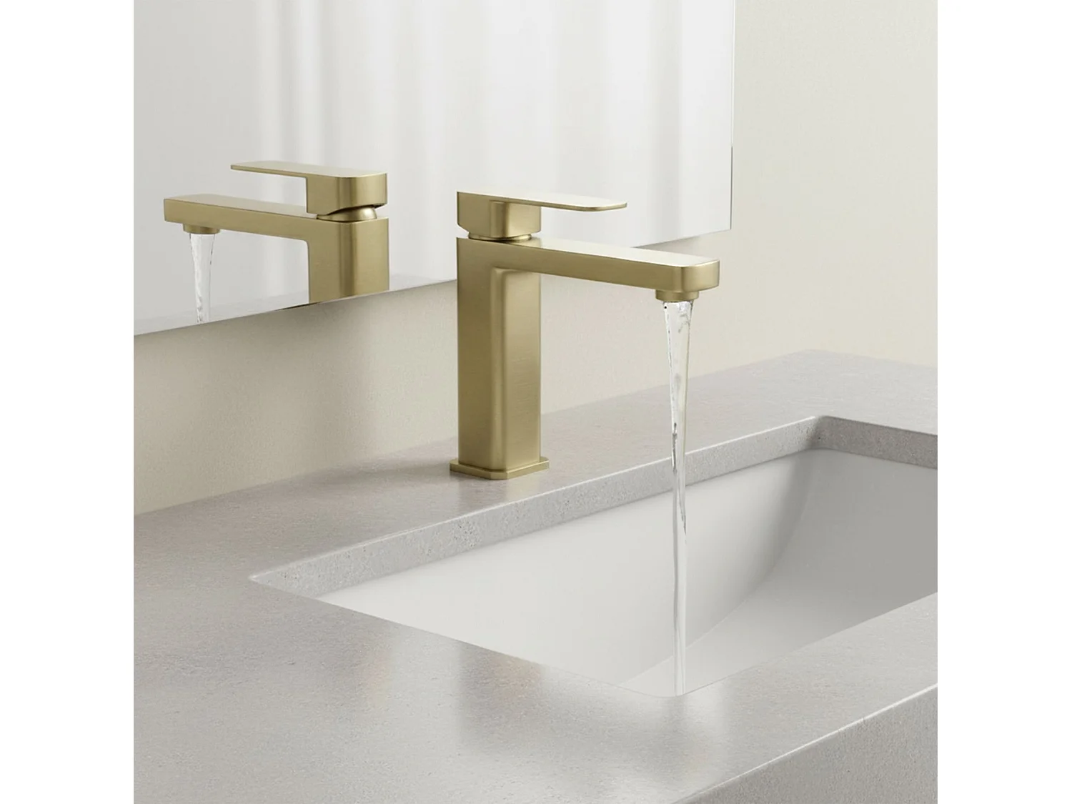 Grifo De Lavabo Rea Arlo Low Brushed Gold