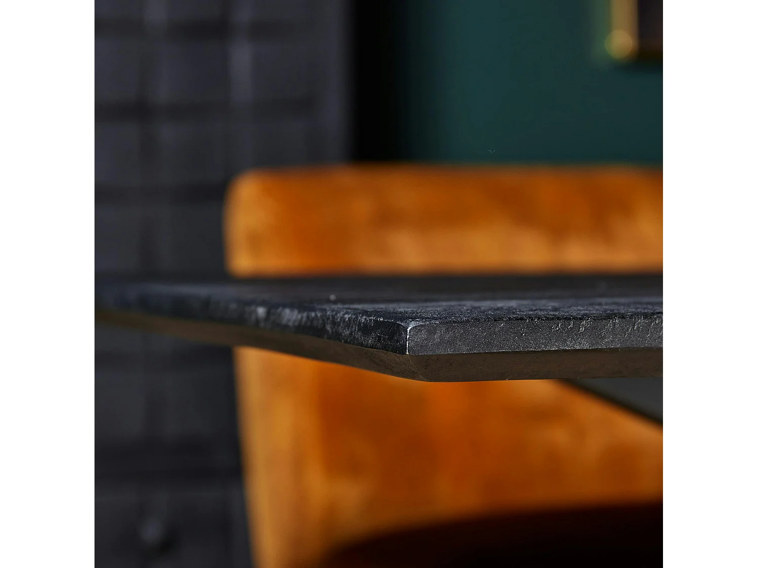 Table à manger noire en bois de manguier 200 cm ALVERA