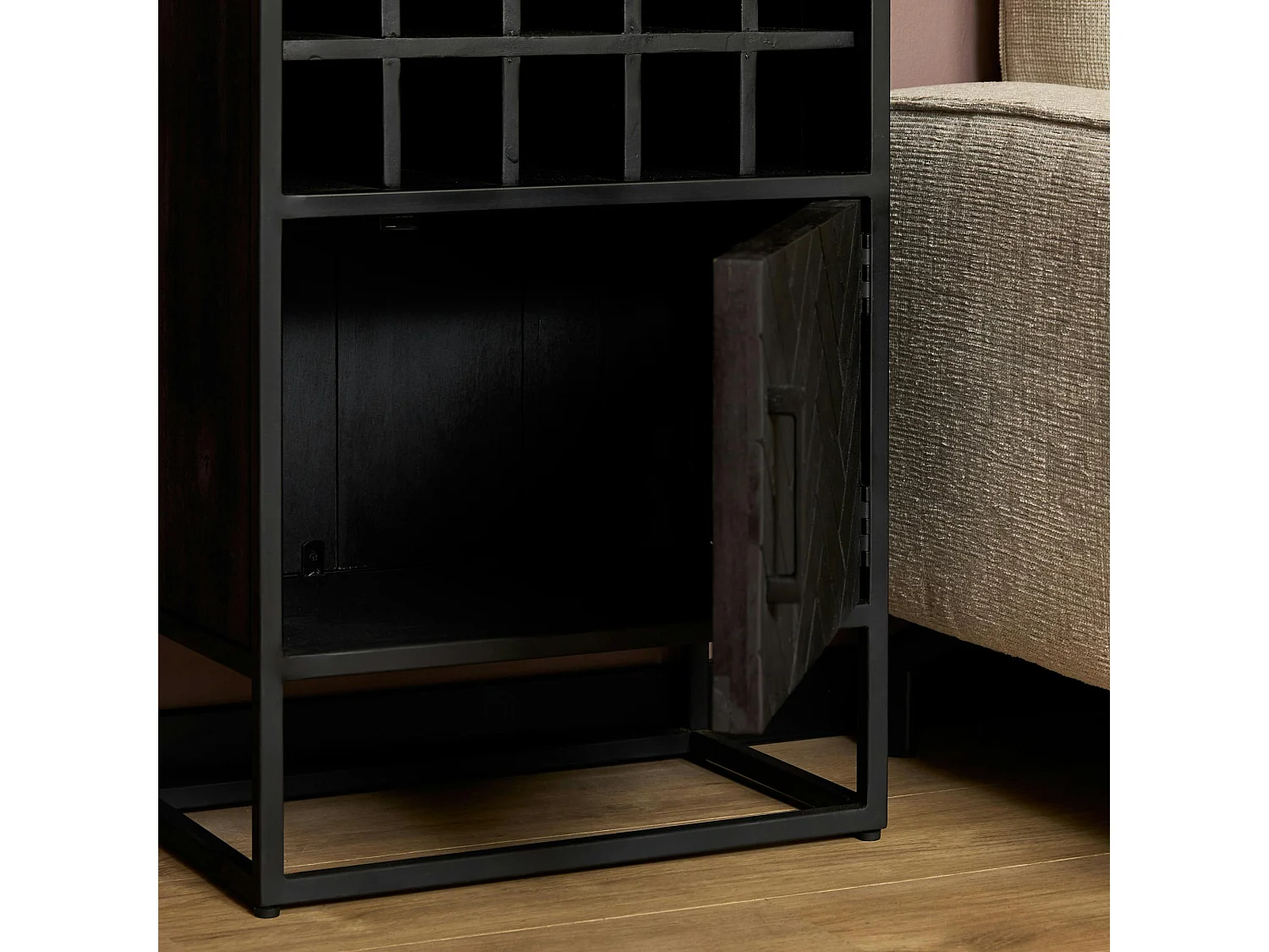 Minibar salon en bois noir pour 15 bouteilles ALVERA