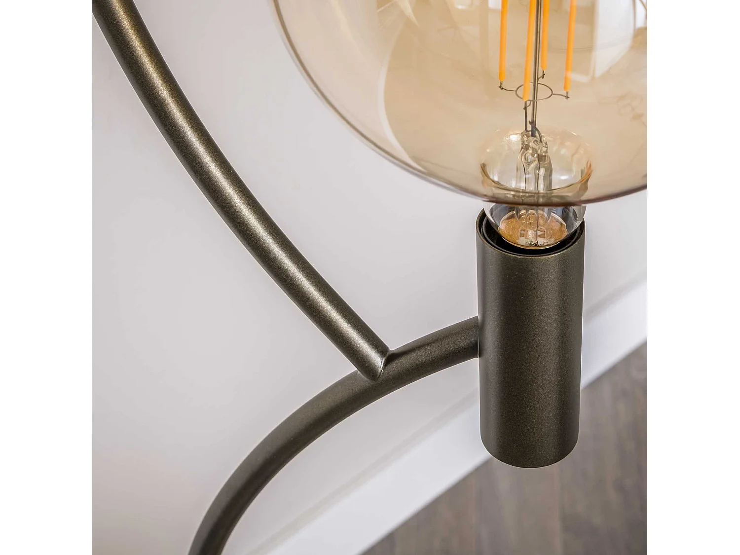 Lampadaire salon en métal courbe finition bronze 3 lampes RALF