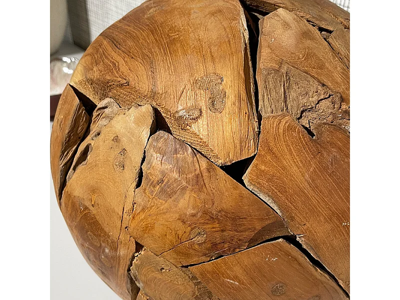 Boule décorative D. 30 cm en racine de bois de teck – NOOR