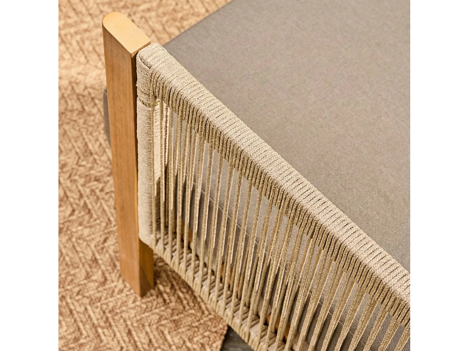 Salotto da giardino in acacia e corde, 5 posti, marrone