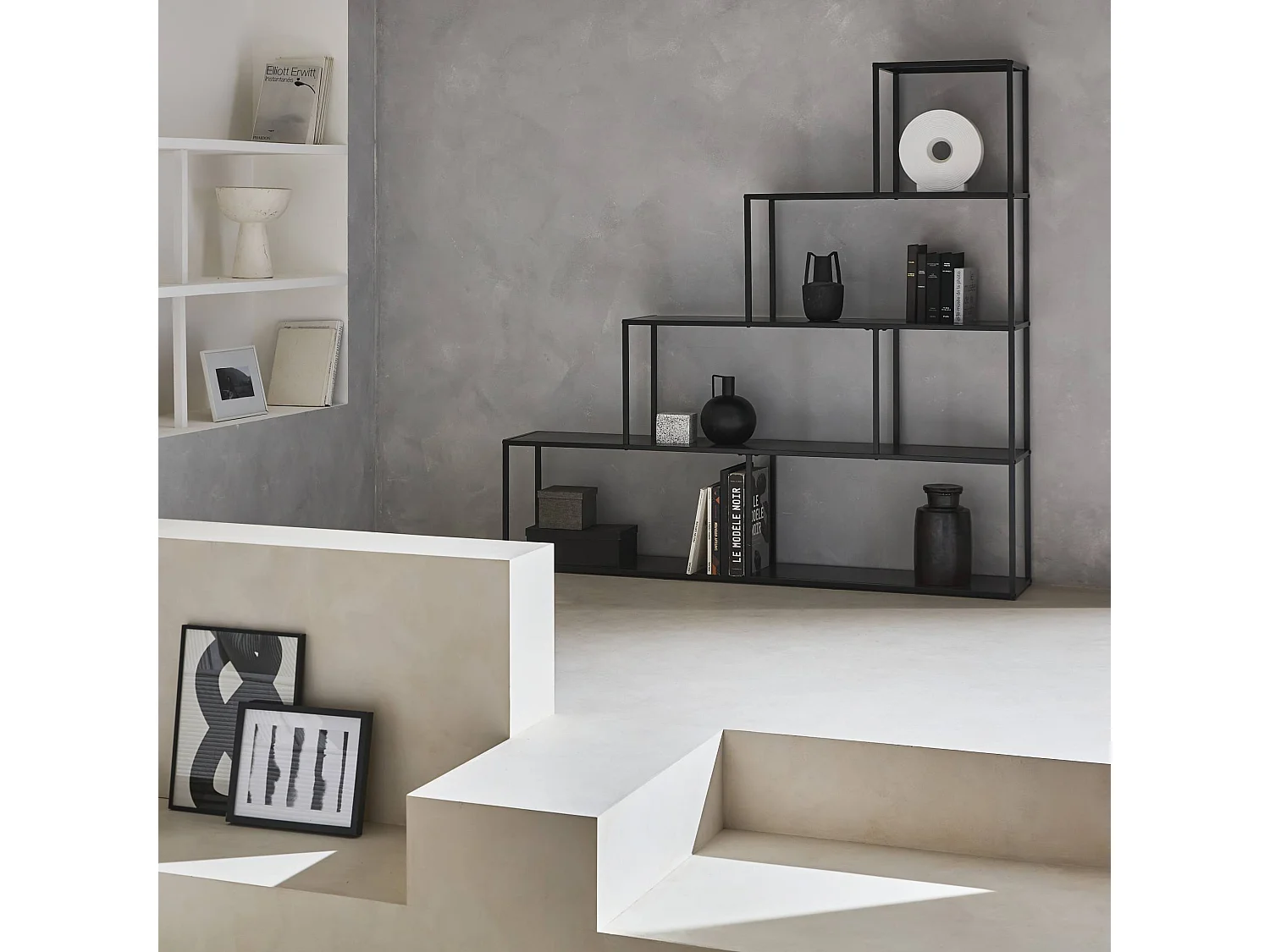 Libreria industriale a scala in metallo, 4 livelli, nero