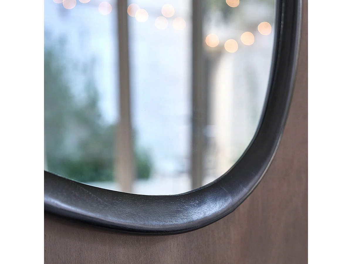 Espejo orgánico de madera de mindi negro 90x60 cm