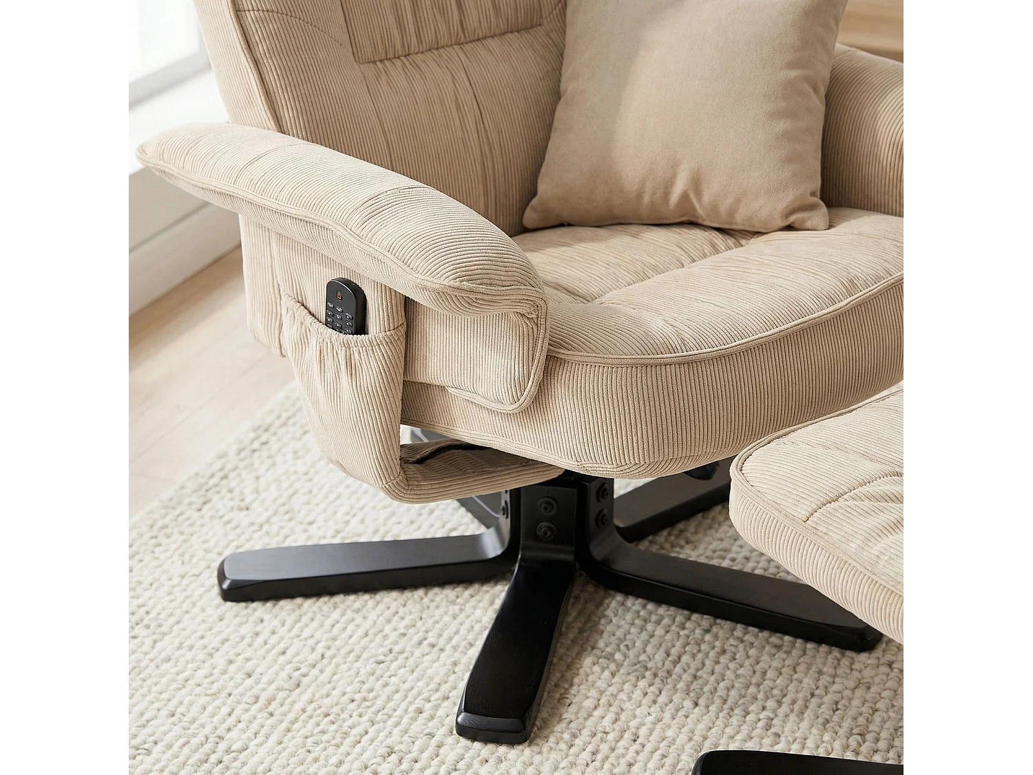 IDIMEX Fauteuil de Relaxation Charly avec Repose-Pieds pouf, siège pivotant et Dossier inclinable en velours côtelé  beige/noir