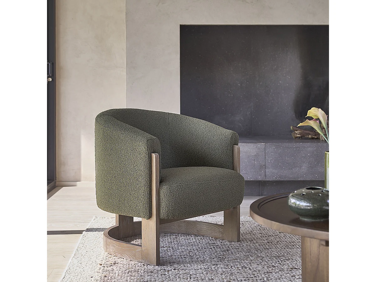 Fauteuil en chêne massif et tissu bouclette kaki