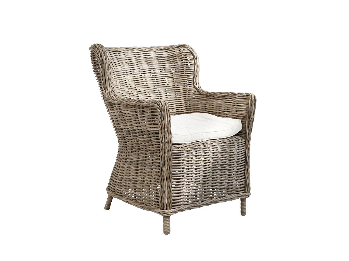 Fauteuil en rotin tressé