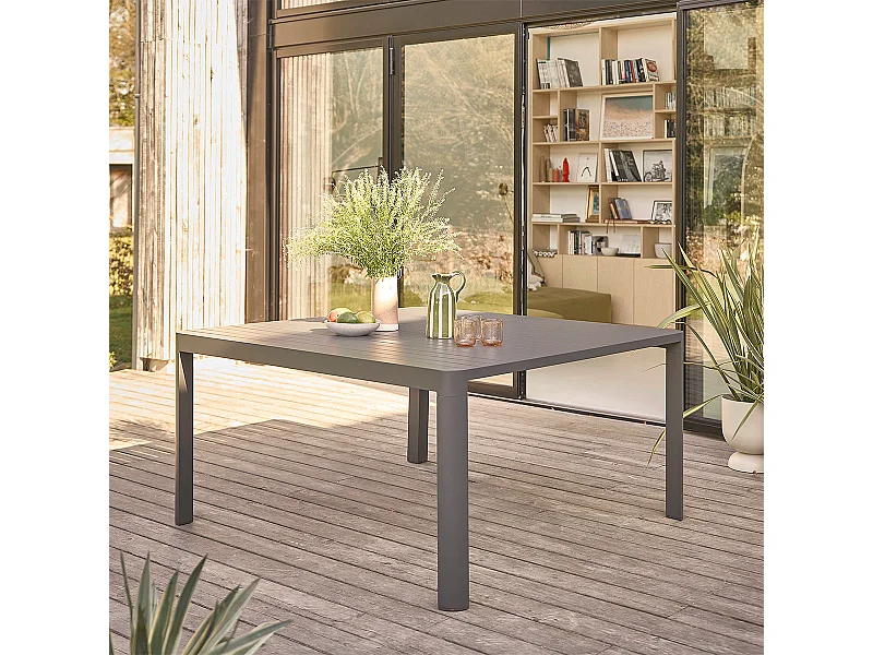 Table carrée extensible en aluminium