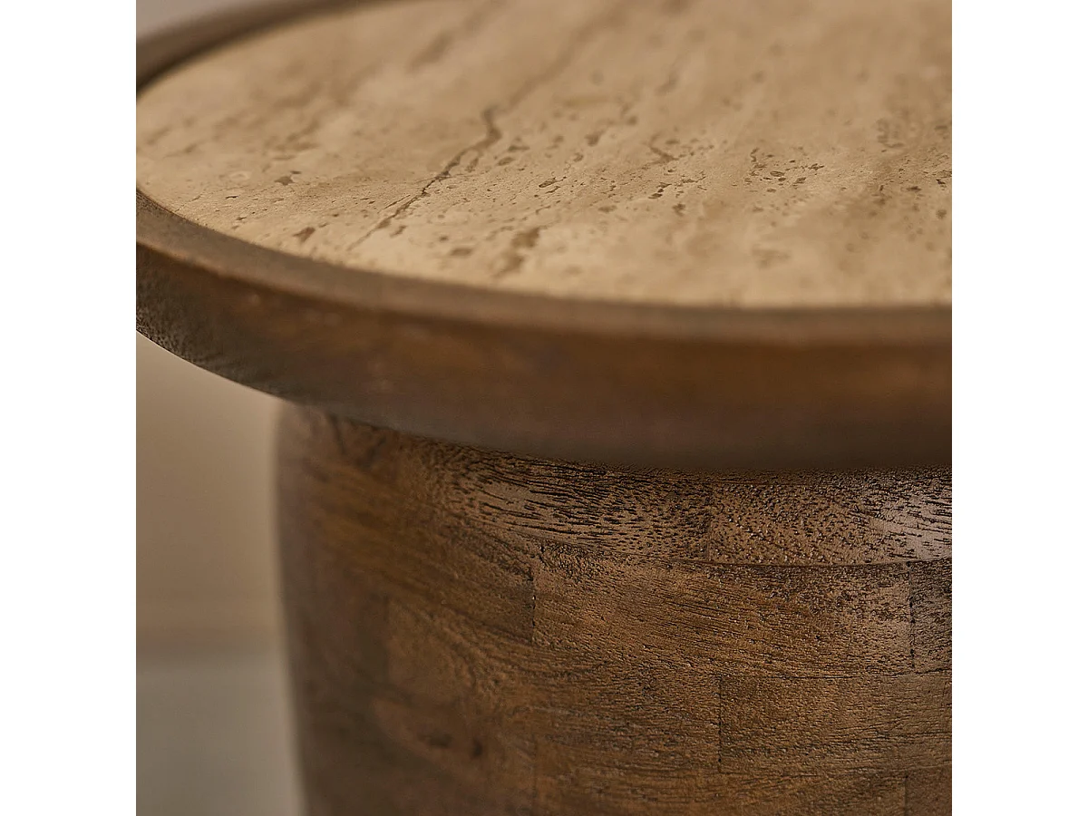Tavolino d’appoggio in legno di mango e travertino
