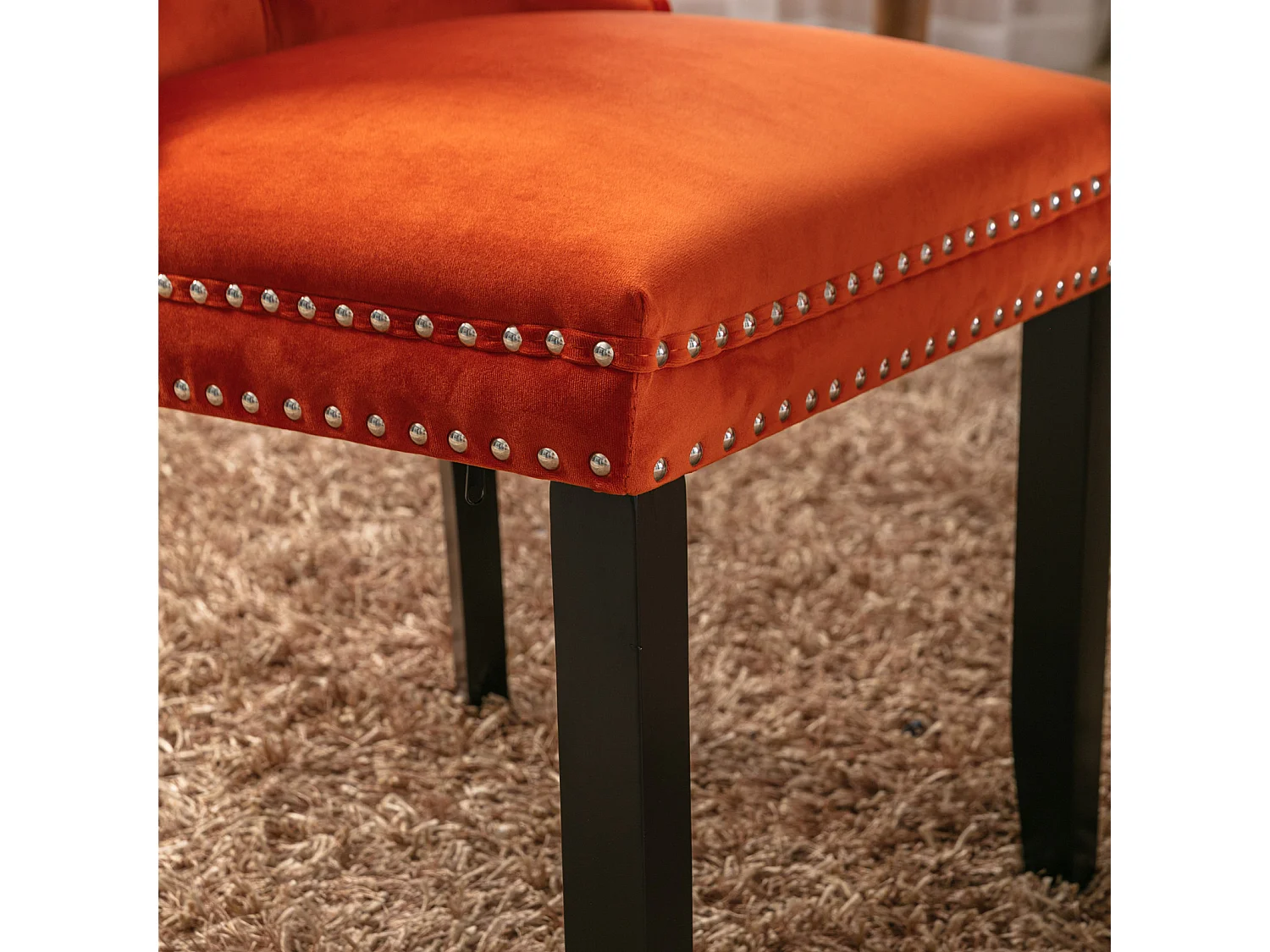 Set van 2 fluwelen stoelen - Houten poten en decoratieve nagels - Oranje kleur