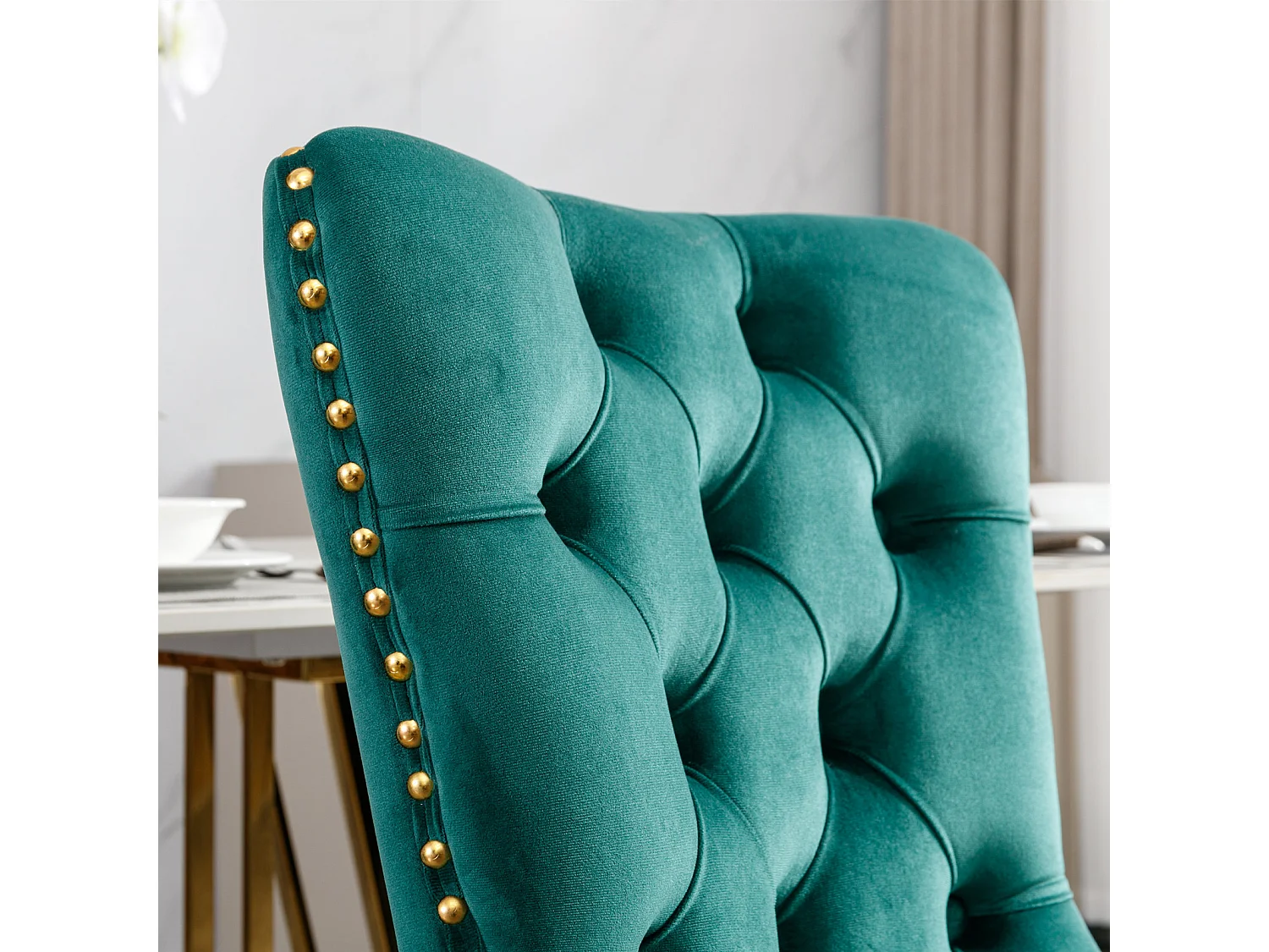 Set van 2 fluwelen stoelen met gouden metalen poten - Afgewerkt met studs - Groen