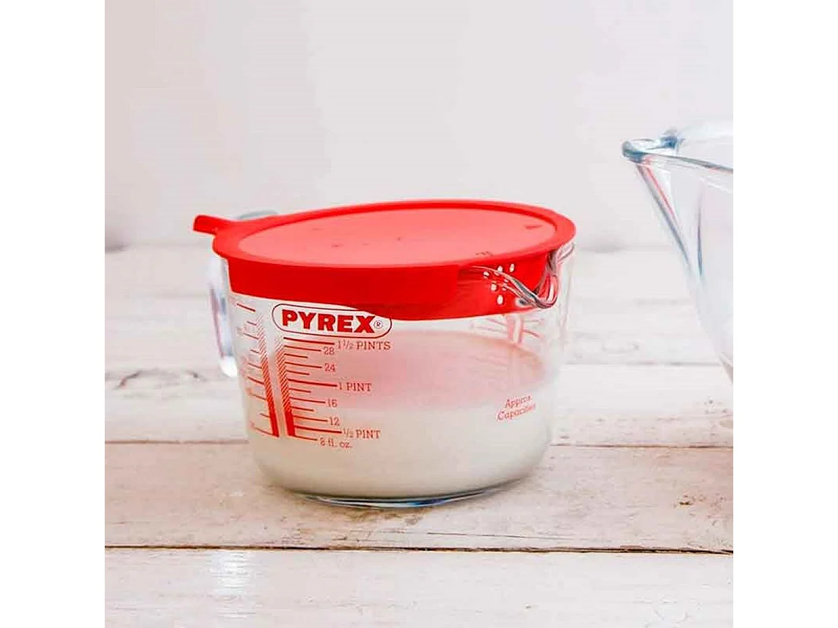 Jarra medidora Classic Pyrex con tapa 1L vidrio rojo