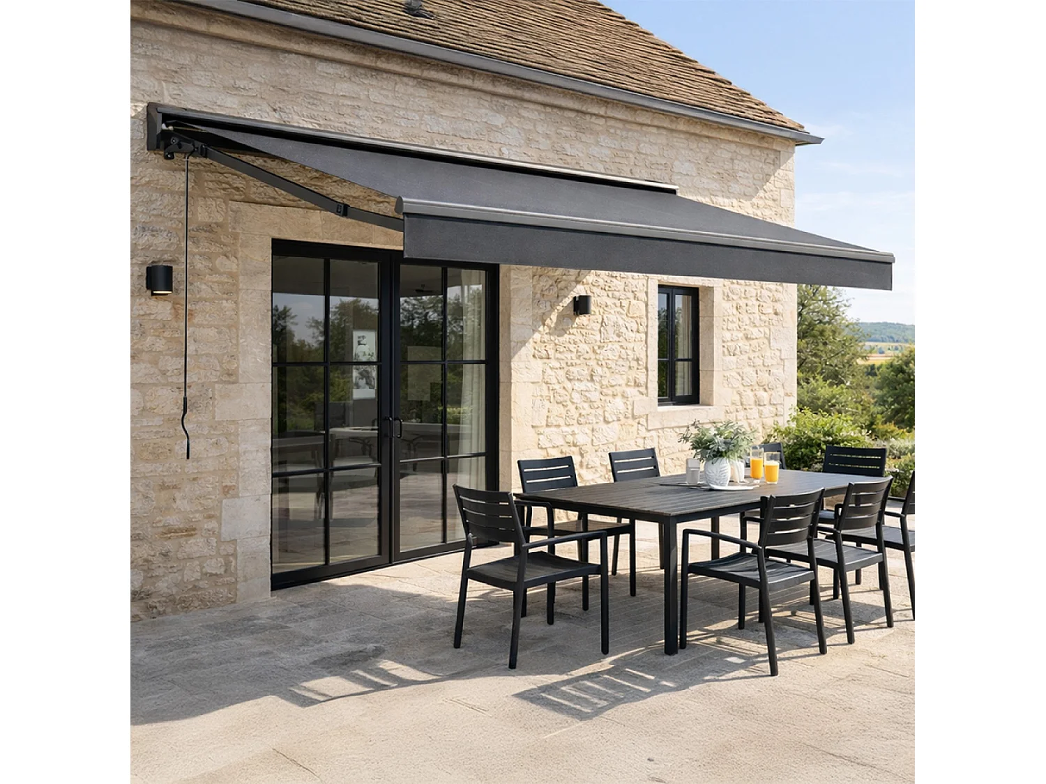 Store banne motorisé 3,95 x 3 m en aluminium avec toile gris LOZIO