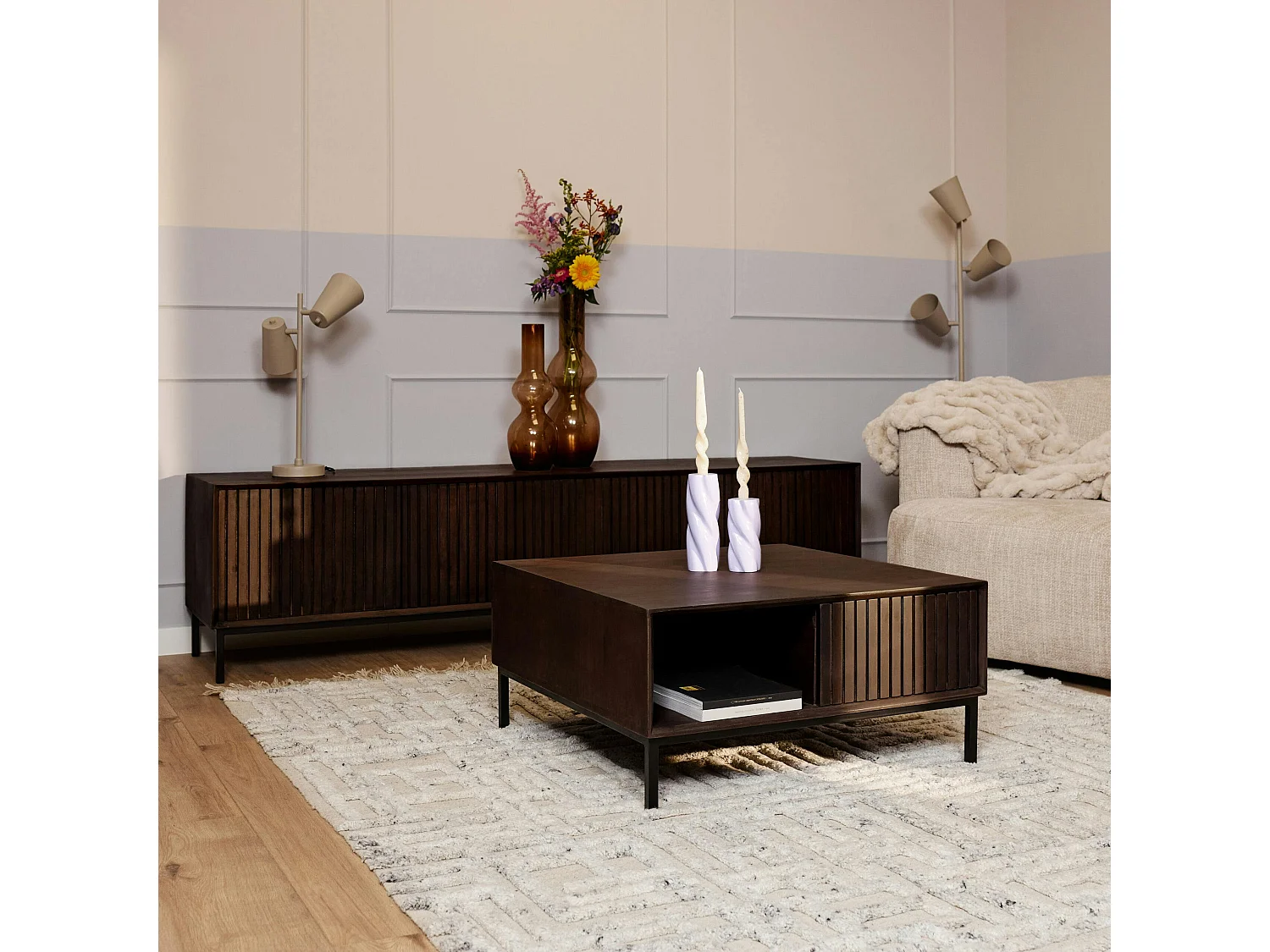 Table basse carrée vintage 2 tiroirs rainurés CORTINA