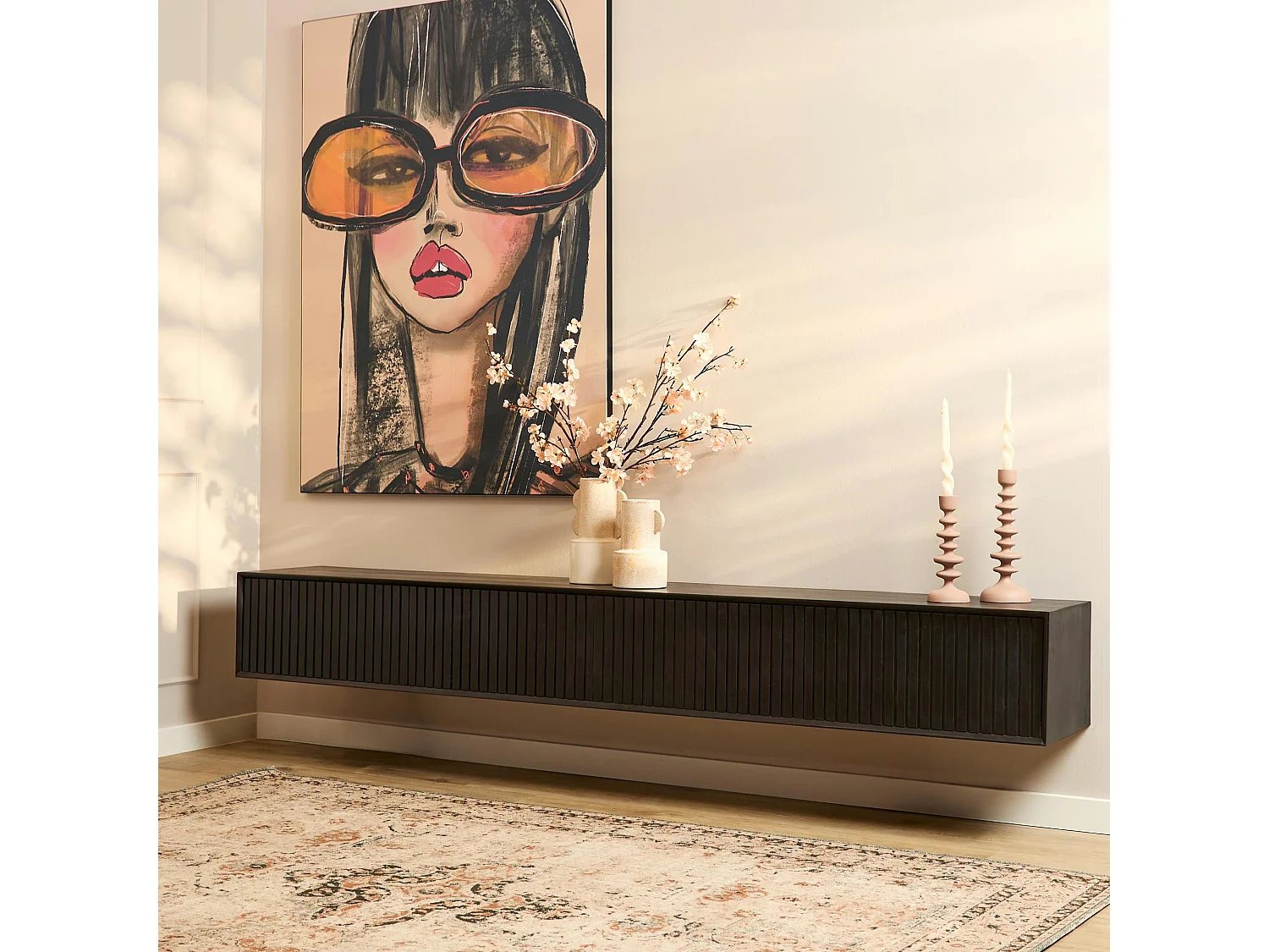 Meuble TV suspendu bois noir 4 portes rainurées 240 cm CORTINA