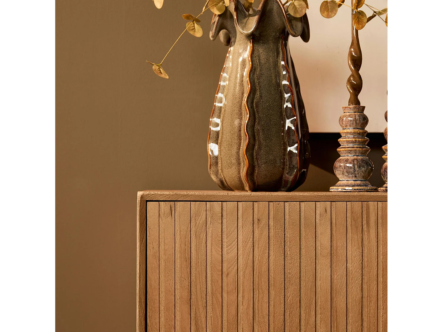 Buffet bois 4 portes rainurées CORTINA