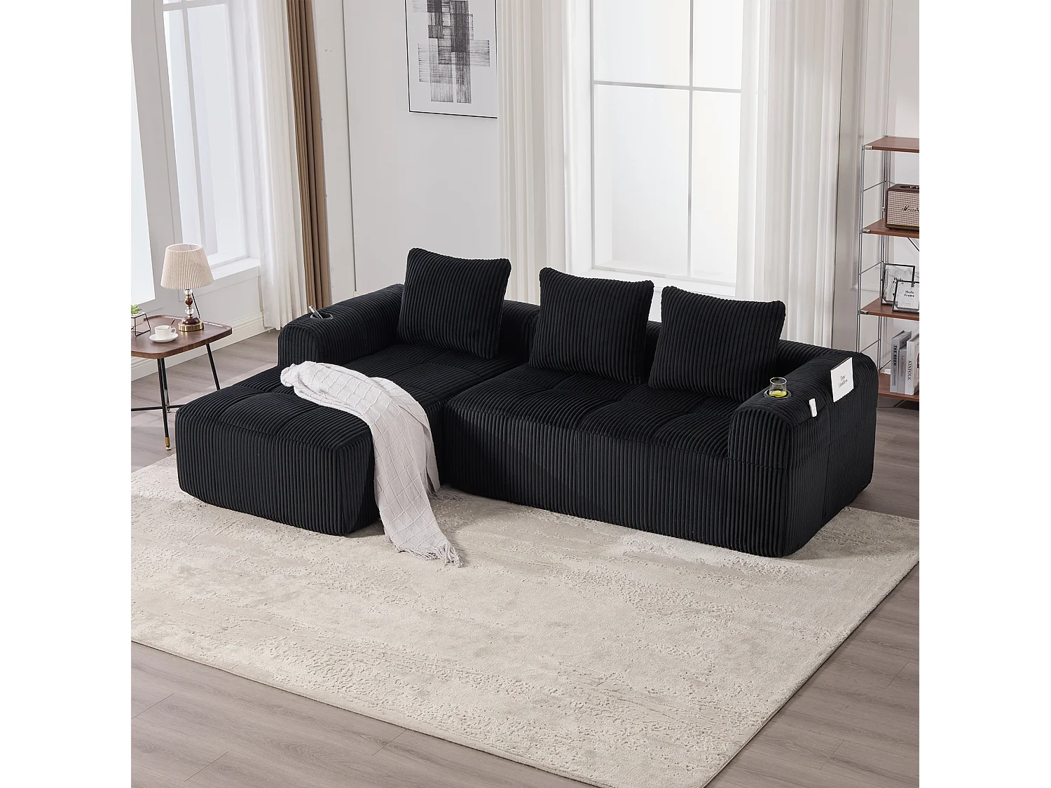 Compacte modulaire bank van corduroy met zijvakken en kussens, zwart