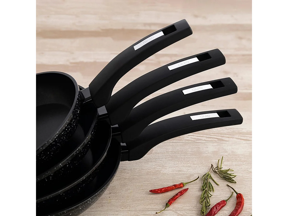 Sartén Estelar Quid aluminio forjado negro Ø24 cm